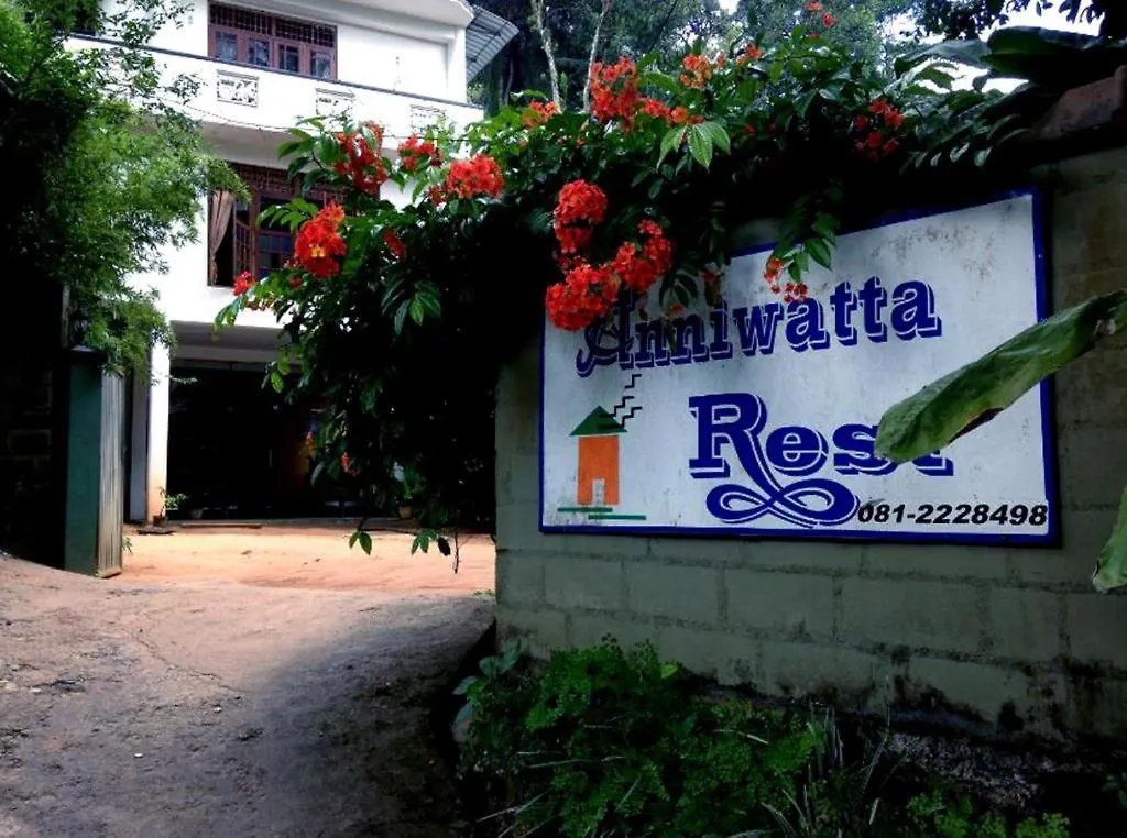 Anniwatta Rest Hotel Kandy