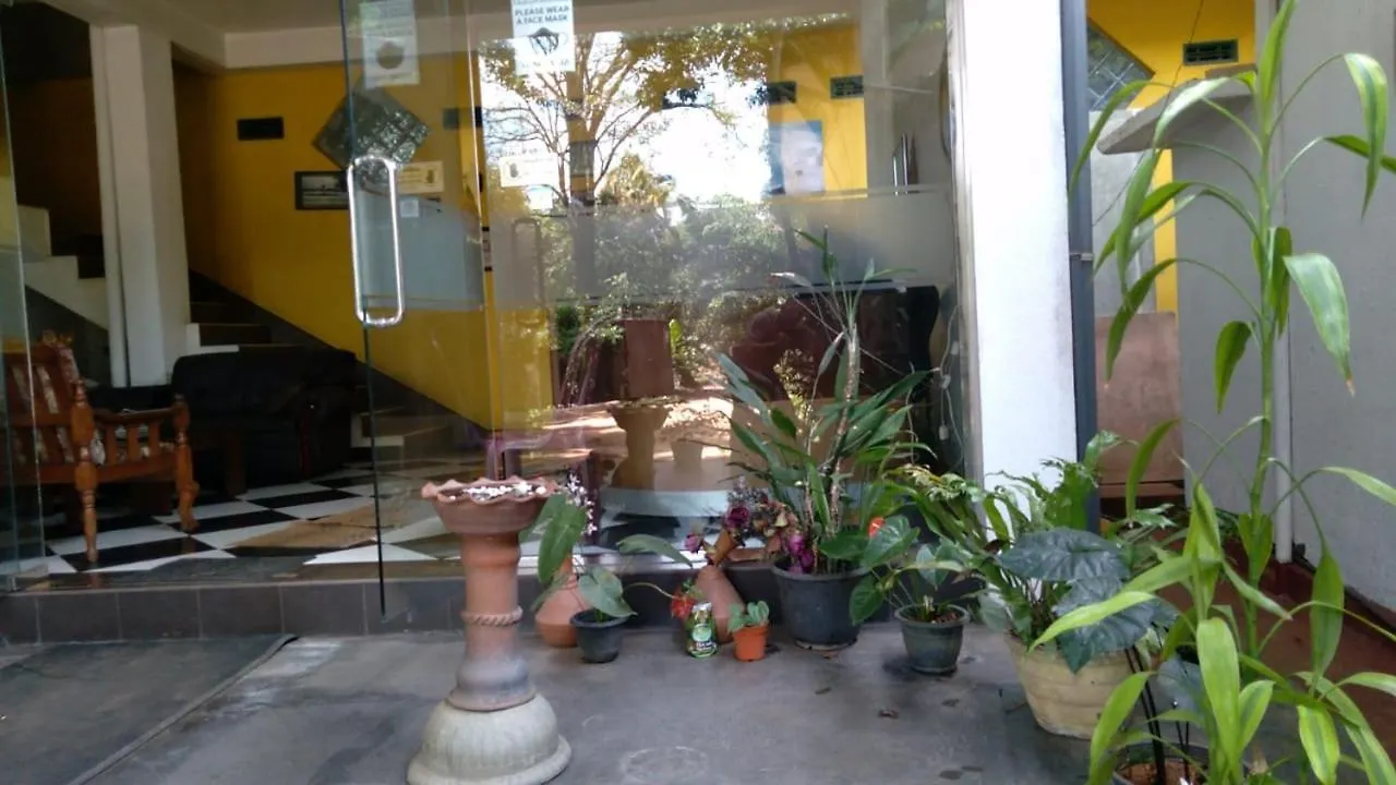 Anniwatta Rest Hotel Kandy 0*,