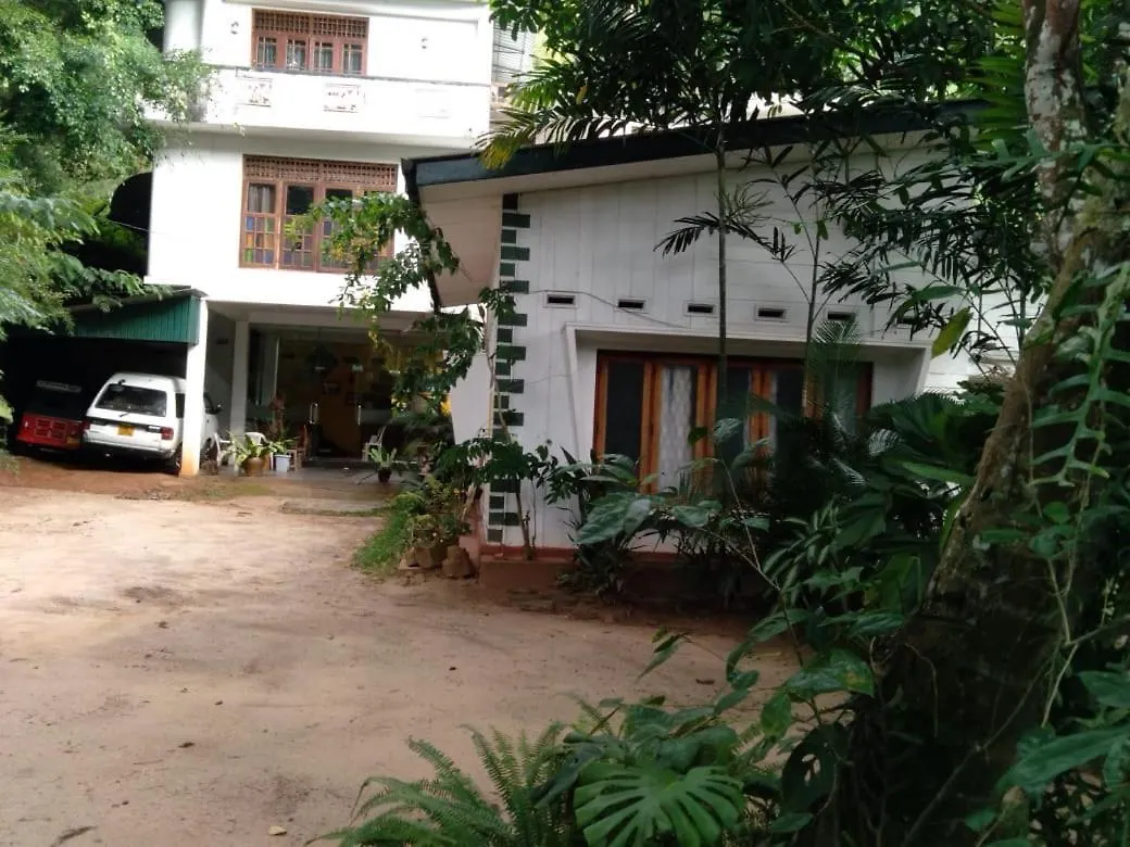 Anniwatta Rest Hotel Kandy