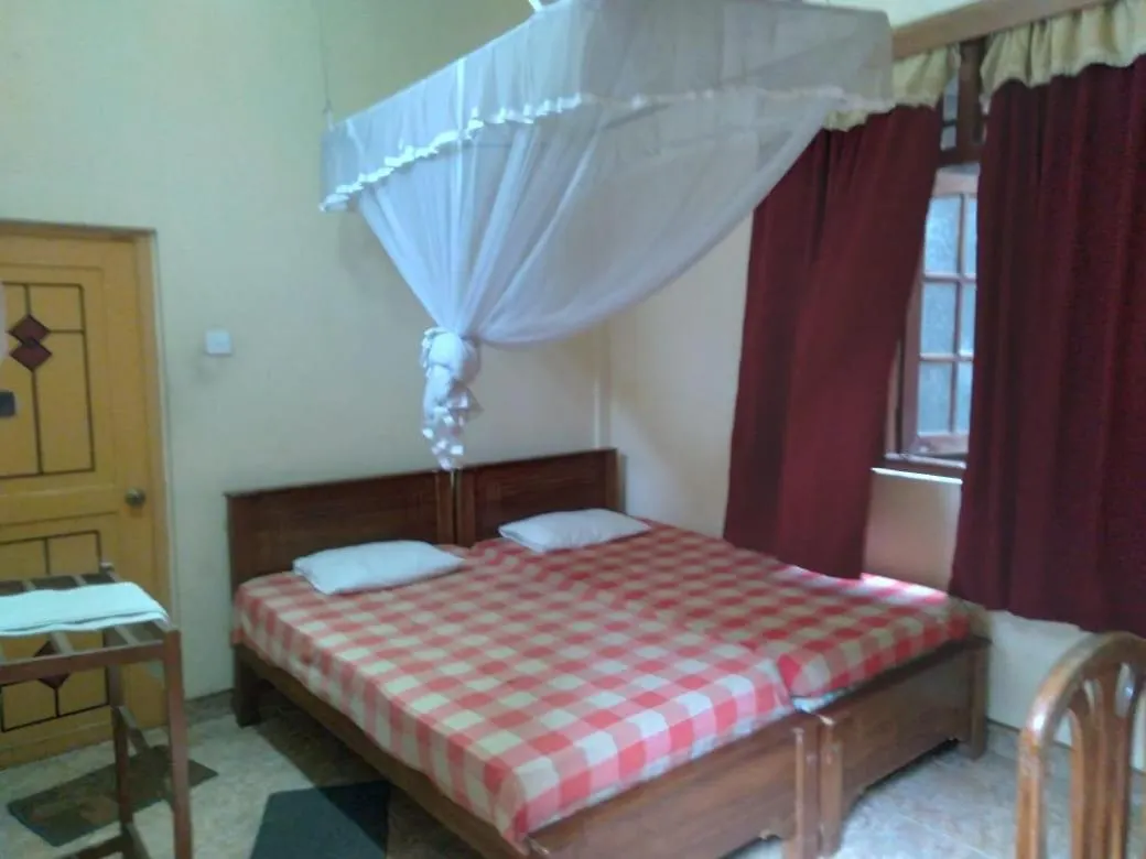 Anniwatta Rest Hotel Kandy